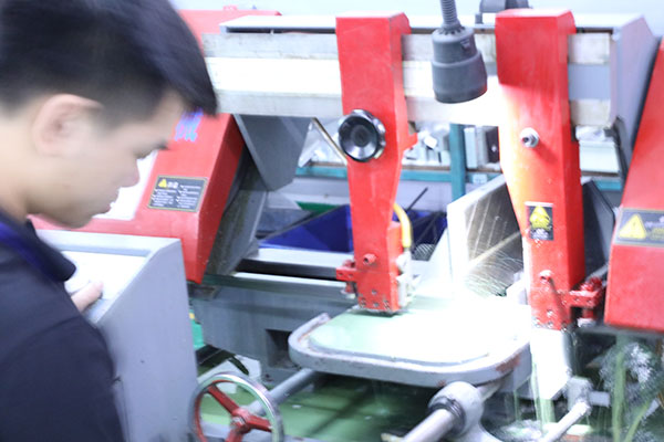 東莞全自動點膠機(jī)加工