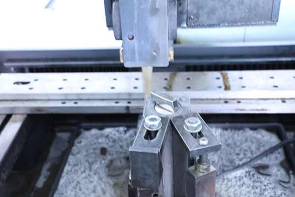 自動(dòng)點(diǎn)膠機(jī)廠家