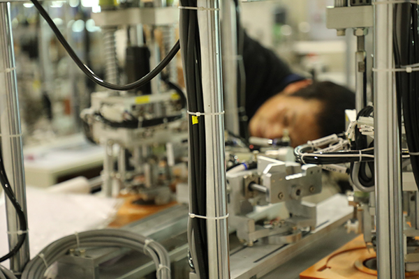 手動(dòng)精密點(diǎn)膠機(jī)廠家