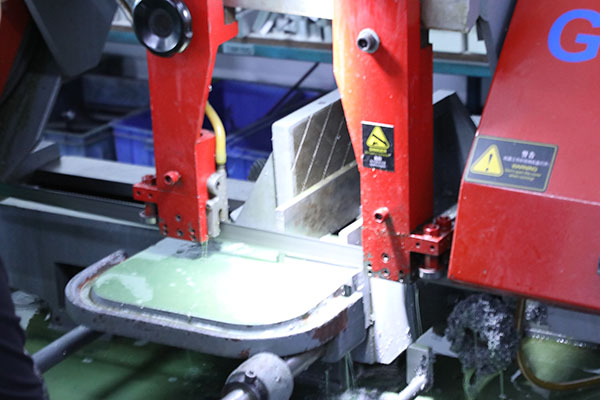 深圳點膠機廠家直銷