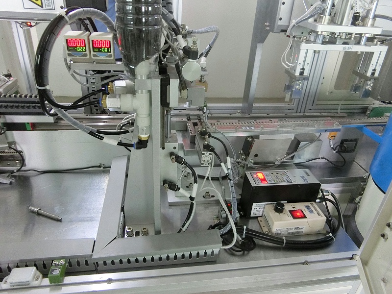 自動點膠機(jī)方案