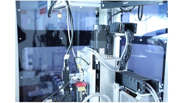 高速點(diǎn)膠機(jī)