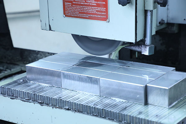 AB雙液灌膠機(jī)加工