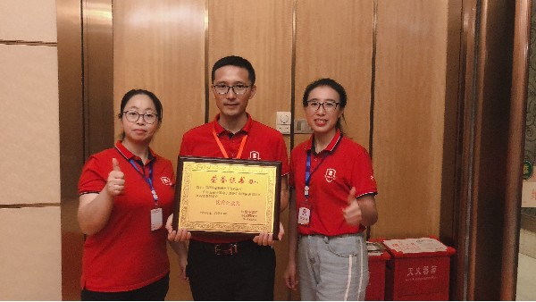 成都自動(dòng)點(diǎn)膠機(jī)廠(chǎng)家