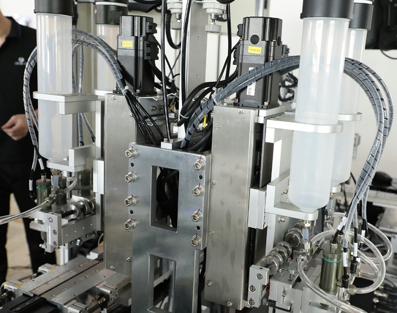 自動點(diǎn)膠機(jī)局部圖