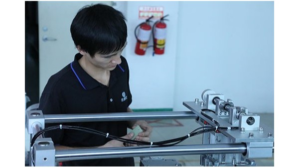 自動點(diǎn)膠機(jī)多少錢