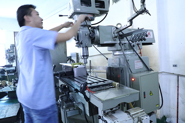 四軸點膠機控制系統廠家