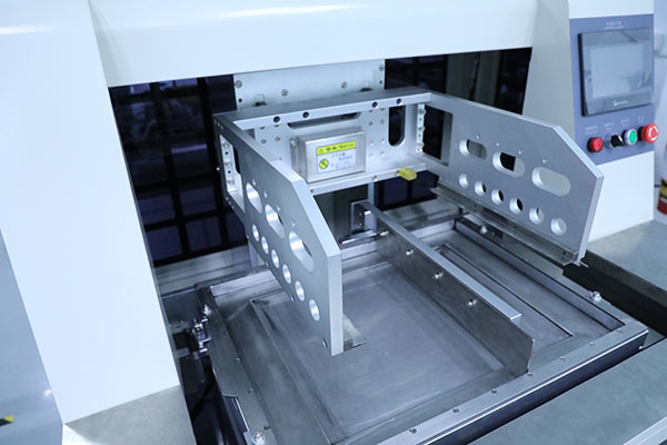 深圳自動點膠機(jī)廠家