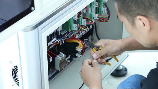 點(diǎn)膠機(jī)比較好的品牌