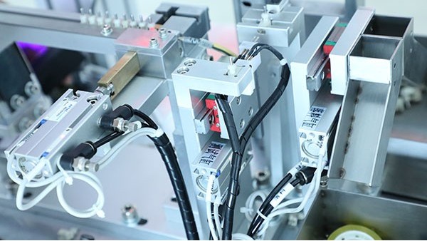 半自動(dòng)點(diǎn)膠機(jī)多少錢